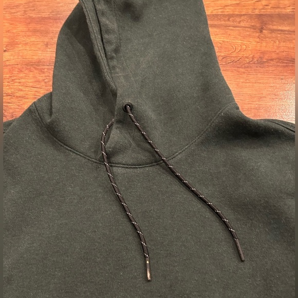 American Eagle Men’s Pullover Hoodie Green Logo on Arms Size Medium - Picture 3 of 6